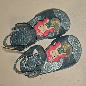 Old Navy Jelly T-Strap Sandals for Toddler Girls Size 6 New